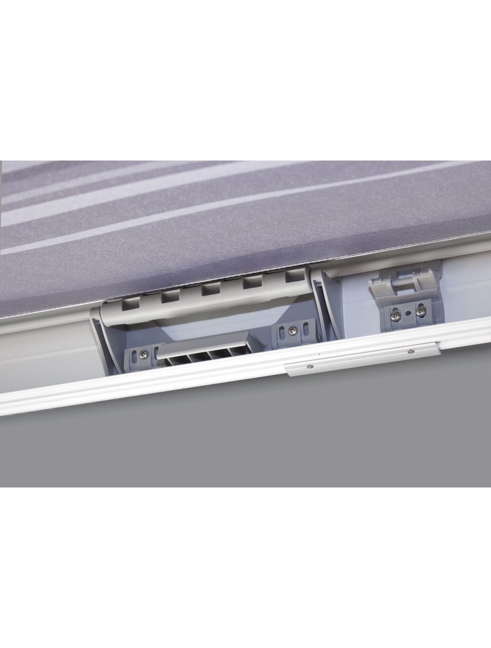 Fiamma F45S 300 Cassetteluifel – Polar White behuizing – Royal Blue doek – Montage mogelijk - Afbeelding 4